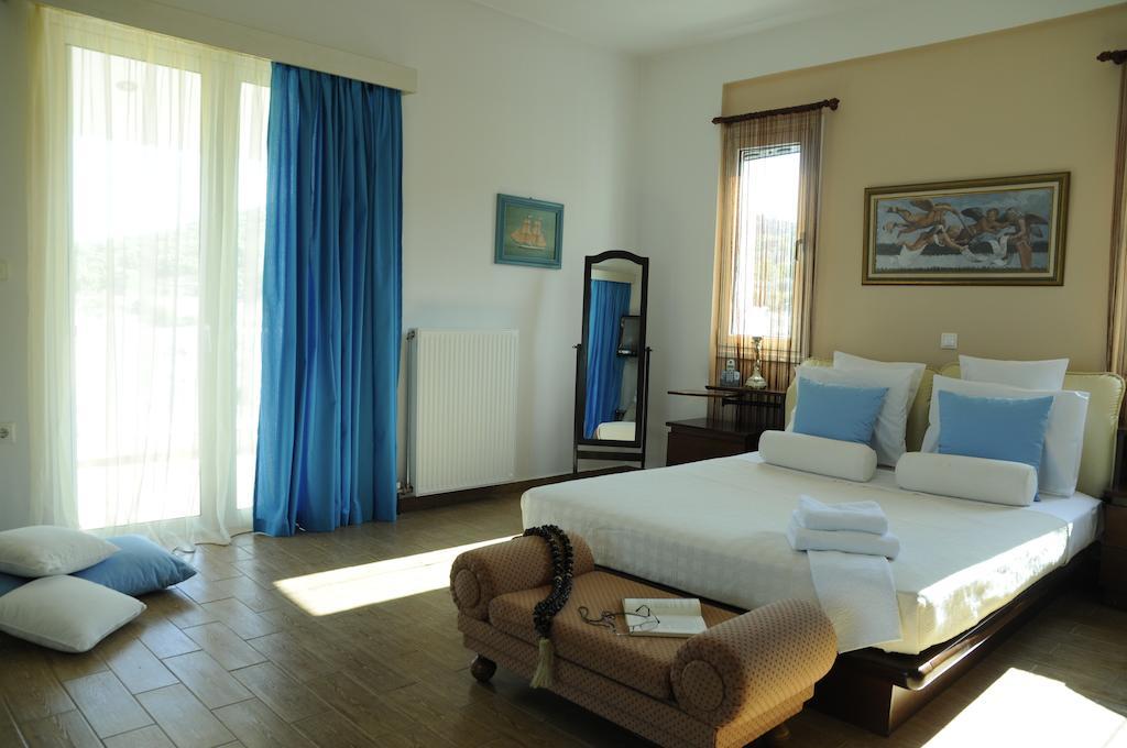 Bella Villa Vagia  Phòng bức ảnh