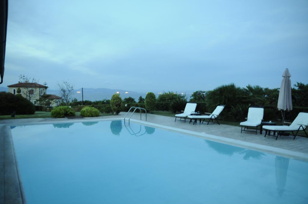 Bella Villa Vagia  Phòng bức ảnh